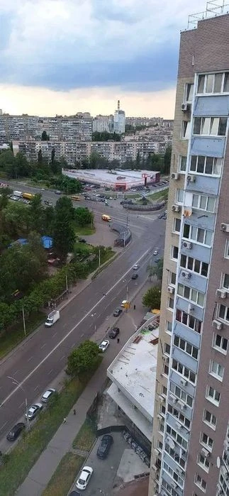 Оренда 2-К, просп. Європейського союзу 19А, ТЦ»Ретровіль», П