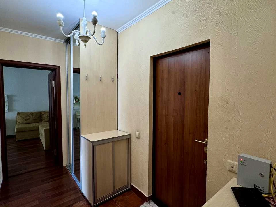 Apartment. Kyiv, Petra Hryhorenka Avenue.