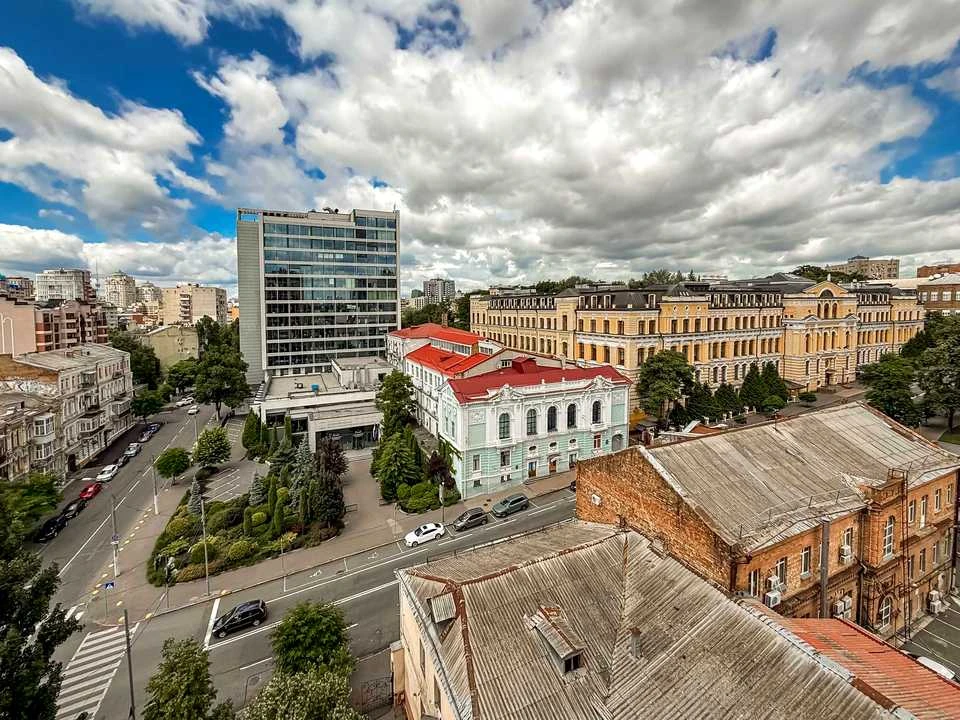 Квартира. Київ, Гоголівська вул.