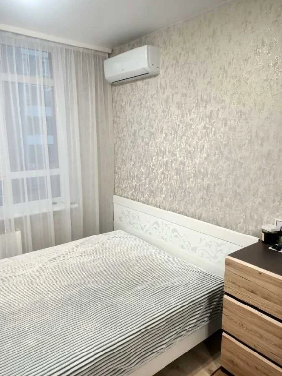 Аренда 1-комнатной квартиры 42 м², Николая Гулака ул., 4