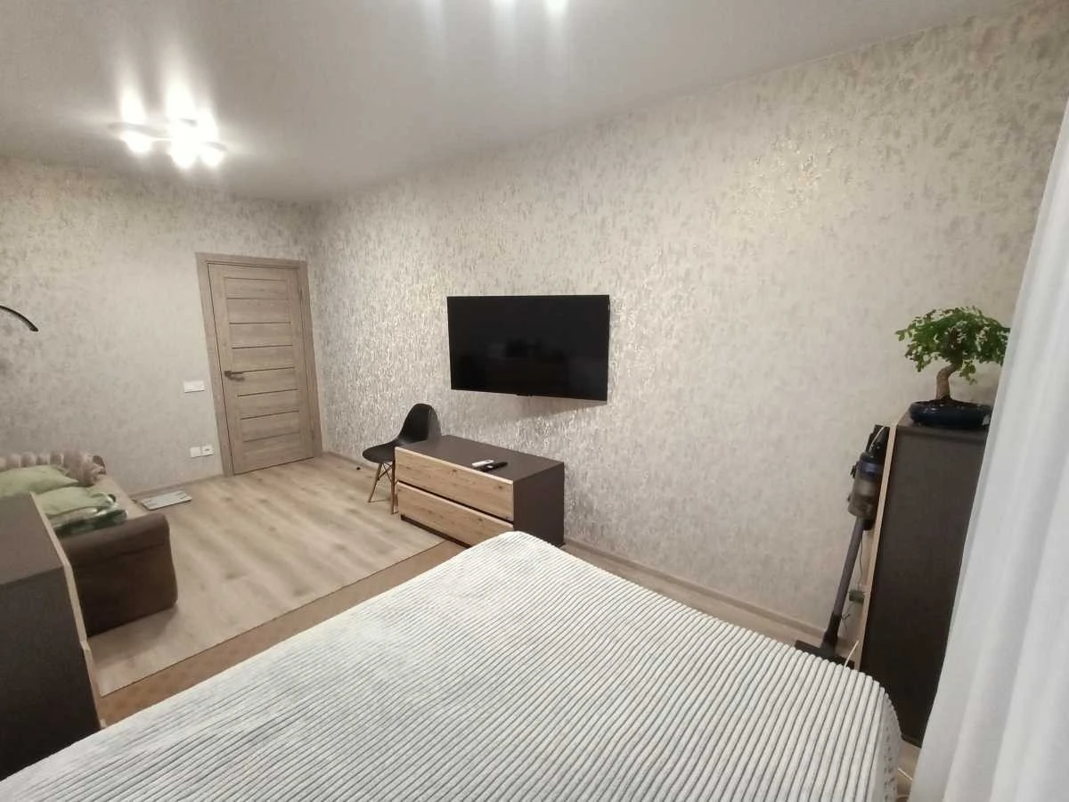 Аренда 1-комнатной квартиры 42 м², Николая Гулака ул., 4