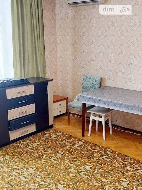 Довготривала оренда 1к квартири на вул. Празька 18А • ID 346