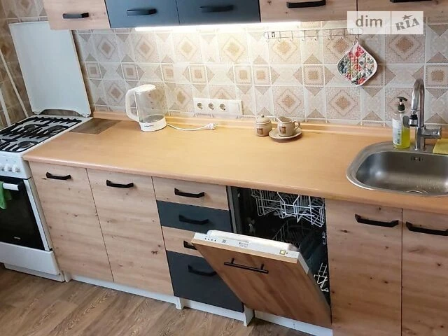 Довготривала оренда 1к квартири на вул. Празька 18А • ID 346