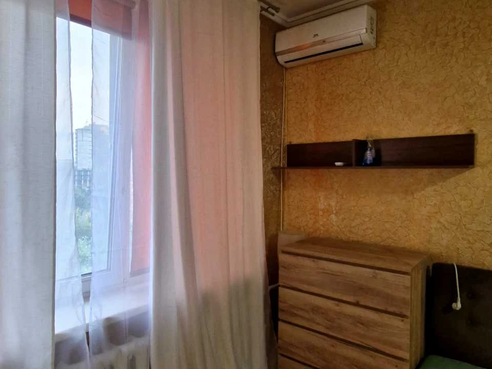 Квартира. Київ, Старонаводницька вул.