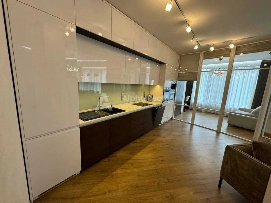 Без %, Оренда квартири в ЖК Skyline, 100 м2, 3к, низький пов