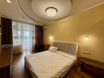 Оренда 4к квартири Печерськ, ЖК Панорама на Печерську, Конов