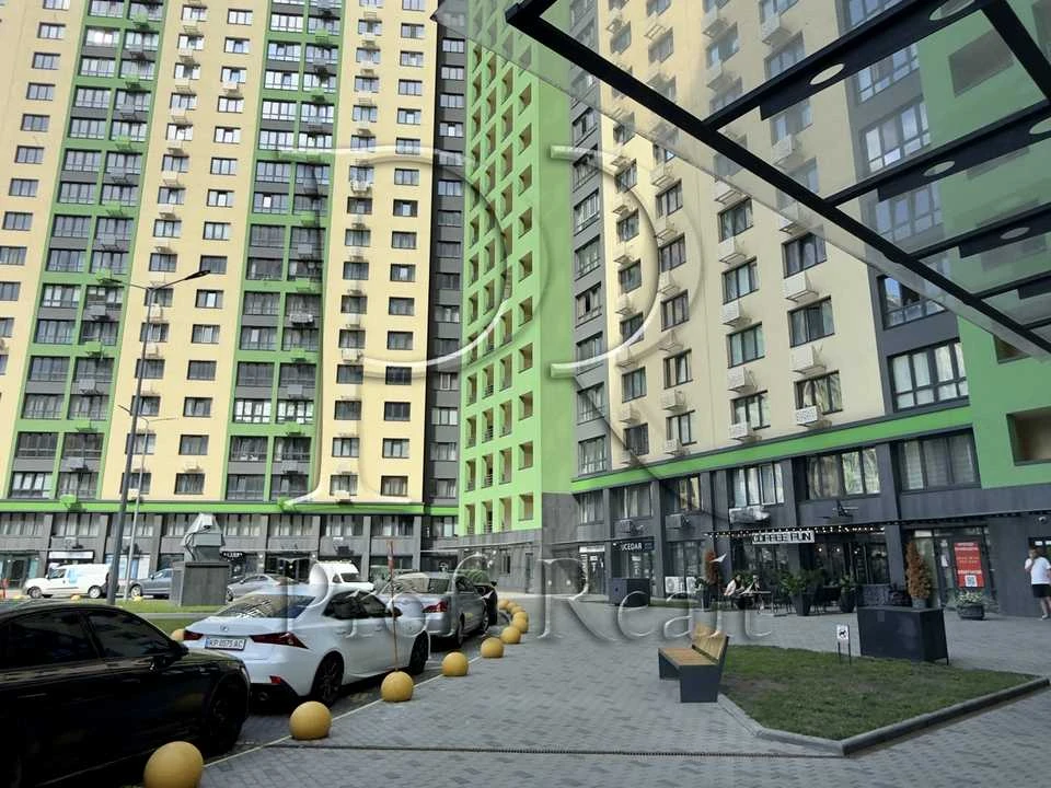 Квартира. Киев, Михаила Максимовича ул. (Онуфрия Трутенко)
