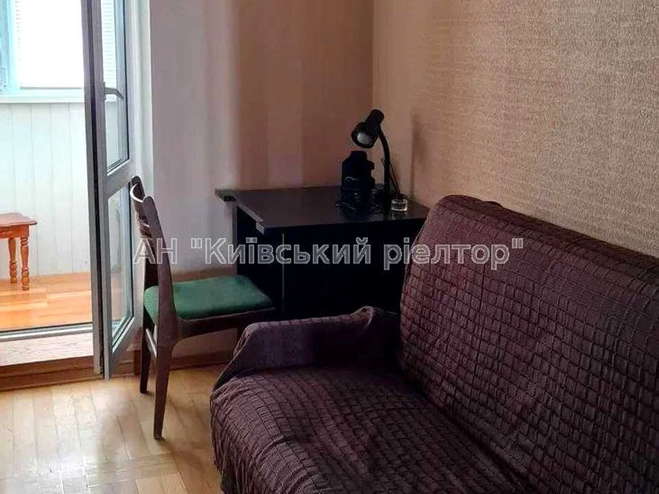 Квартира. Київ, Володимира Івасюка просп. (Героїв Сталінград