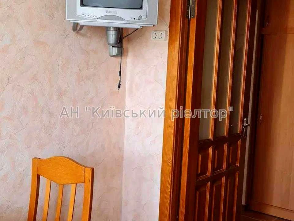 Квартира. Київ, Володимира Івасюка просп. (Героїв Сталінград