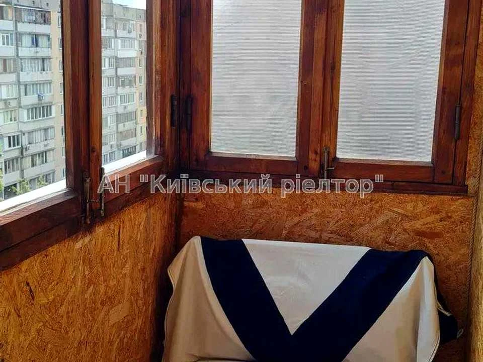 Квартира. Київ, Володимира Івасюка просп. (Героїв Сталінград