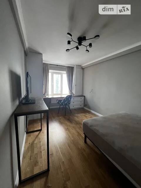Sale of 3-room apartment 62.14 sq. m on Hetman Kyryla Rozum street