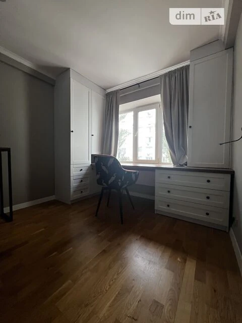 Sale of 3-room apartment 62.14 sq. m on Hetman Kyryla Rozum street