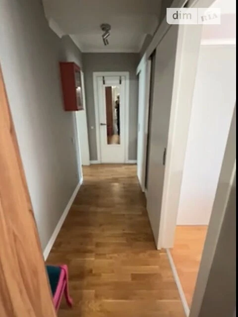 Sale of 3-room apartment 62.14 sq. m on Hetman Kyryla Rozum street