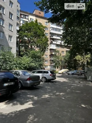 Sale of 3-room apartment 62.14 sq. m on Hetman Kyryla Rozum street
