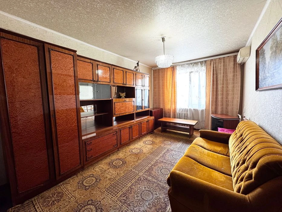 Продаж Бульвар Славы, 3 ком.квартира, Победа-5