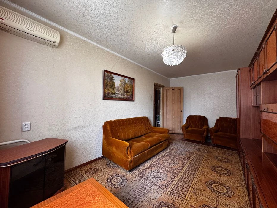 Продаж Бульвар Славы, 3 ком.квартира, Победа-5