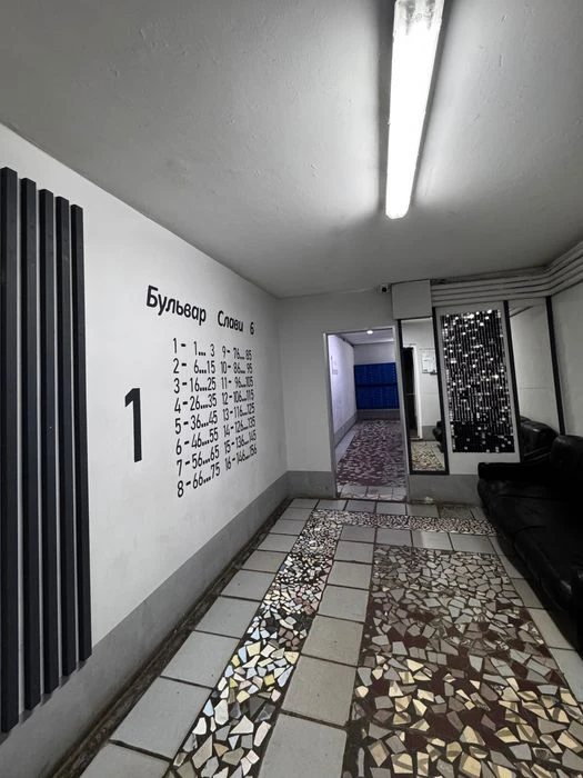 Продаж Бульвар Славы, 3 ком.квартира, Победа-5
