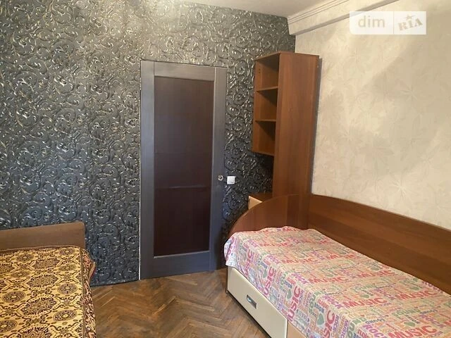 Солом'янський, вул. Солом'янська. Вокзальна