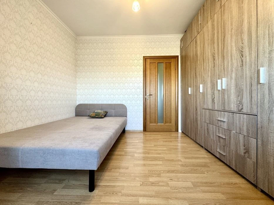 Оренда 3к 75м2 м Сірець м Дорогожичи вул Володимера Сальсько