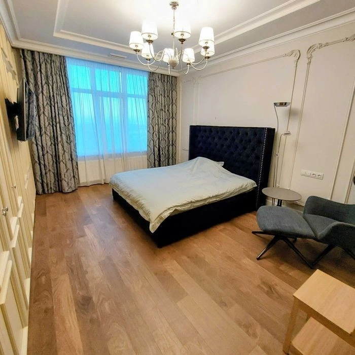 Новопечерські Липки, 2к квартира 118 кв. м., 21 пов, 2000 у.