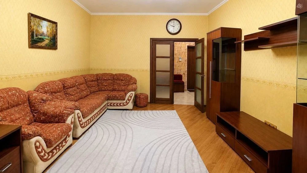 Центр! Шота Руставелі 44, 2к квартира, 5-й поверх, ст м Пала