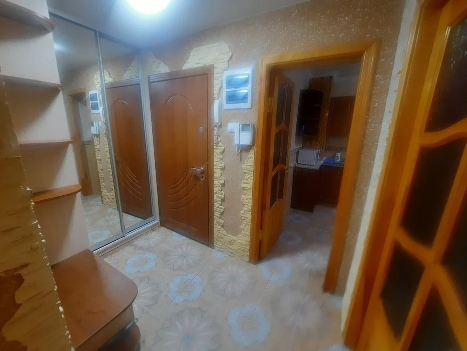 Сдам 2 ком. разд. квартиру ул. Харьковское шоссе 62