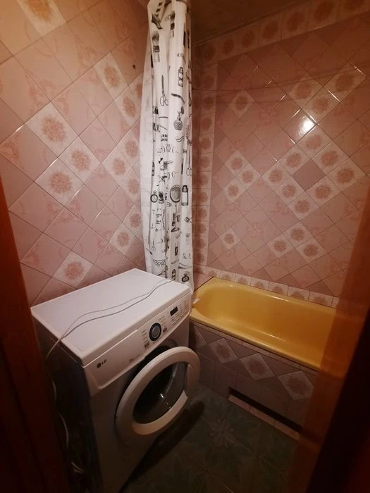 Сдам 2 ком. разд. квартиру ул. Харьковское шоссе 62