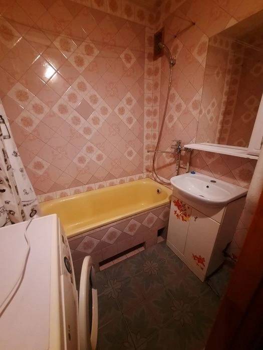Сдам 2 ком. разд. квартиру ул. Харьковское шоссе 62