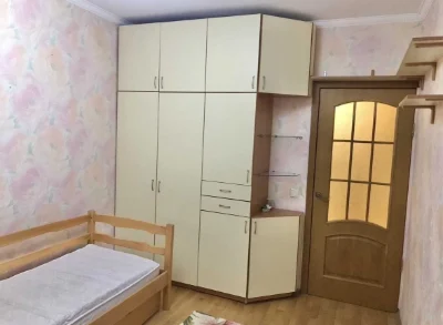 Аренда 3-комнатной квартиры 71 м², Героев Днепра ул., 38