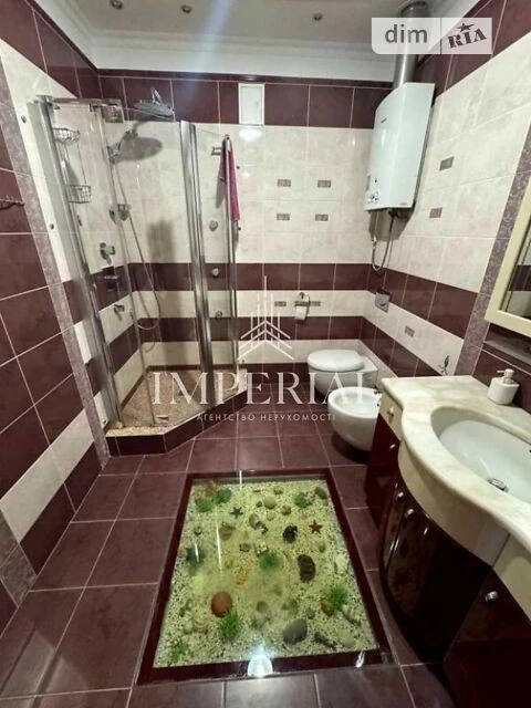 Аренда 4-комнатной квартиры 140 м², Большая Васильковская ул