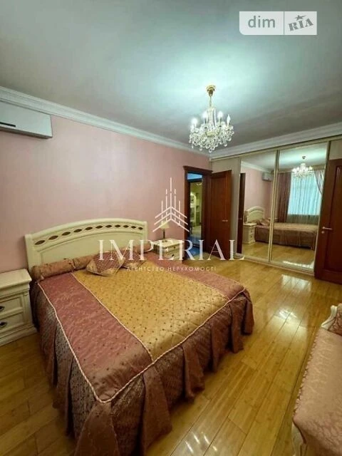 Аренда 4-комнатной квартиры 140 м², Большая Васильковская ул