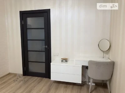 For sale 2-room apartment 65.4 sq. m. on Urlivska Street 5A • ID 3465