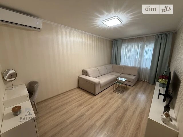 For sale 2-room apartment 65.4 sq. m. on Urlivska Street 5A • ID 3465