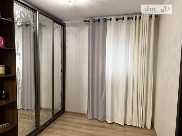 For sale 2-room apartment 65.4 sq. m. on Urlivska Street 5A • ID 3465