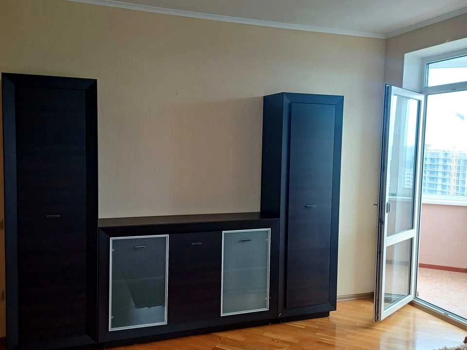 Квартира. Київ, Львівська вул.