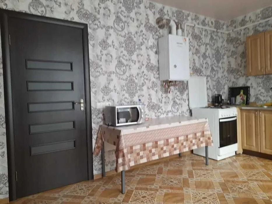 • Затишна 1-кімнатна квартира 51 м2 у ЖК "Рів'єра" по вул. Ц