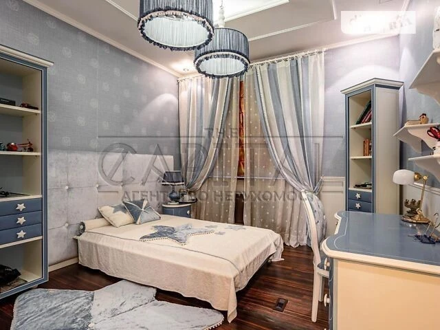 Довготривала оренда 4к квартири на вул. Хрещатик 27Б • ID 34