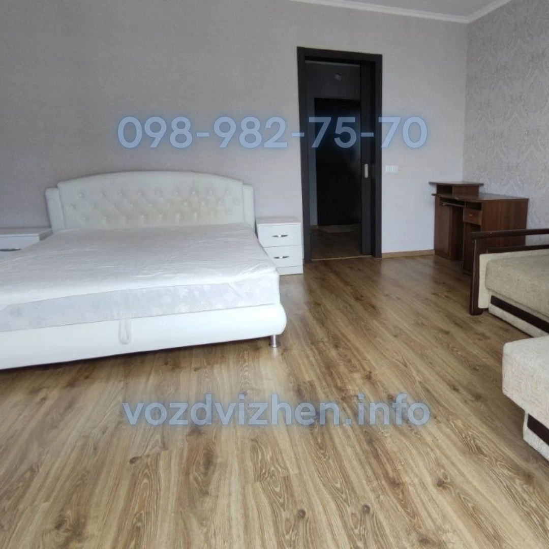 Аренда 1-комнатной квартиры 45 м², Драгоманова ул., 2