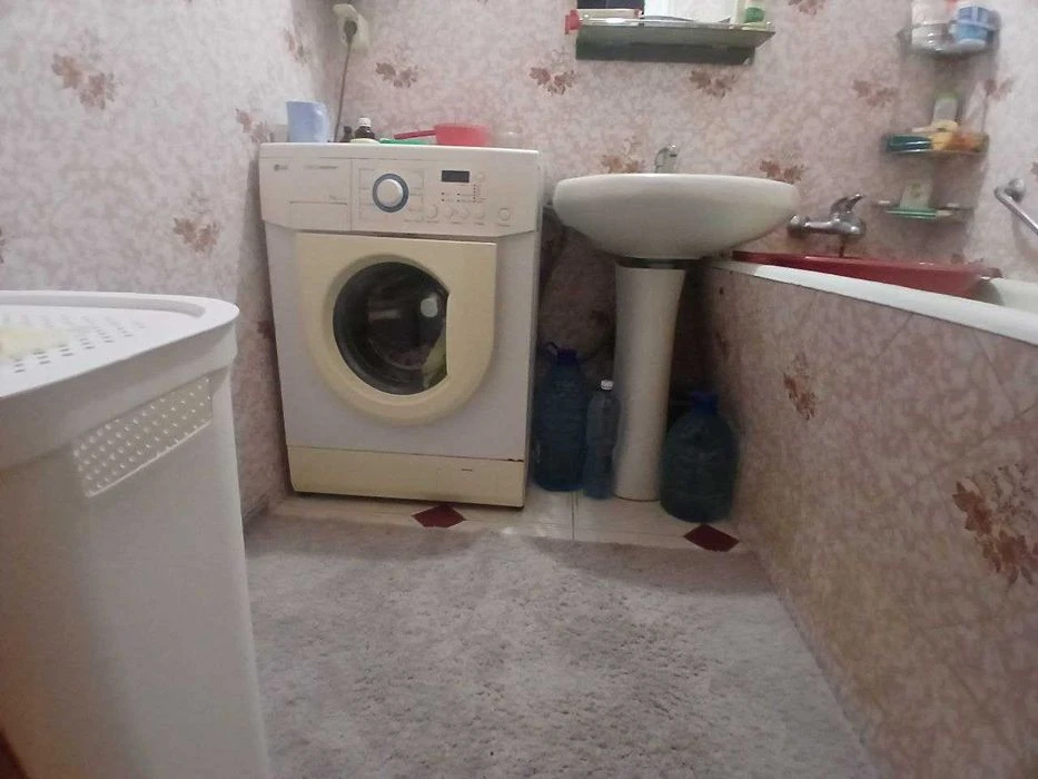 Продаем 3-х комнатную на ул. Балковская, 2 ряд домов. Лучший