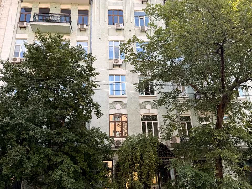 Квартира. Київ, Шота Руставелі вул.