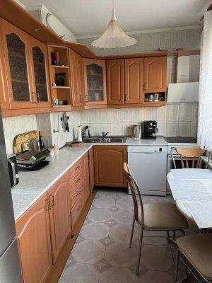 Оболонь, метро Мінська, Івасюка 39а, 3-х кімнатна квартира