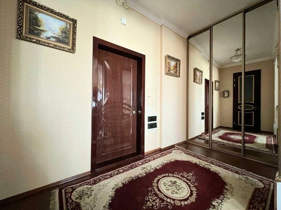 Срібнокільська, 3б, м. Позняки 5хв пішки, 1-2-кімнатна