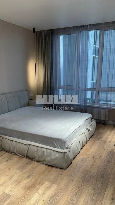 Оренда 2 кімнатної квартири 45 м2, ЖК Новопечерська Вежа, Пе