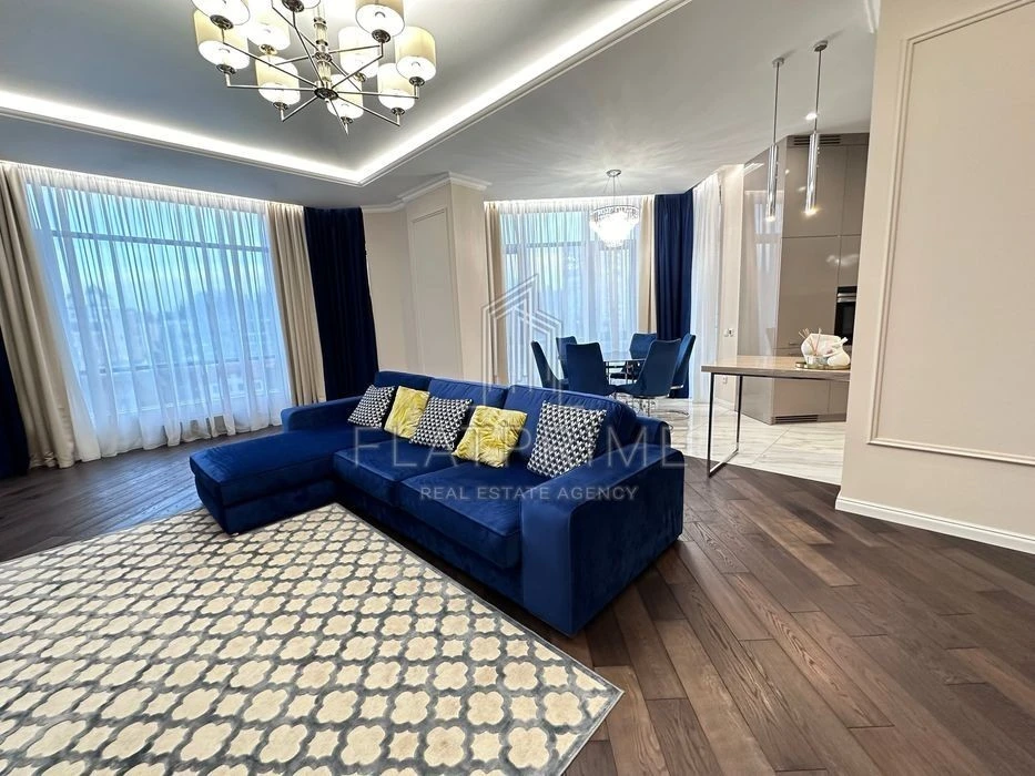 Оренда преміальної 3-кімнатної квартири 158 м² у ЖК PecherSK