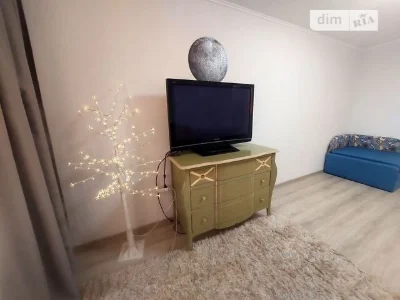 Довготривала оренда 2к квартири на вул. Солом'янська 41 корп
