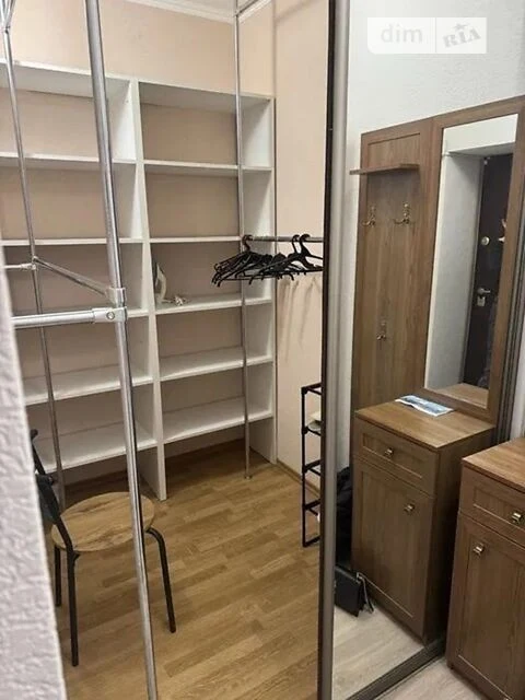 Довготривала оренда 1к квартири на вул. Василя Тютюнника 5Б