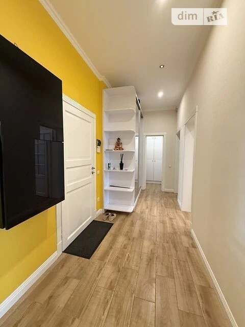 Довготривала оренда 2к квартири на вул. Андрія Верхогляда 2А