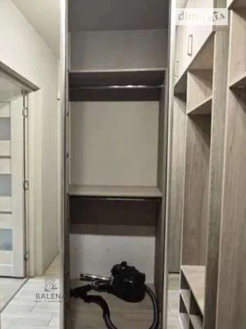 Довготривала оренда 1к квартири на вул. Михайла Максимовича