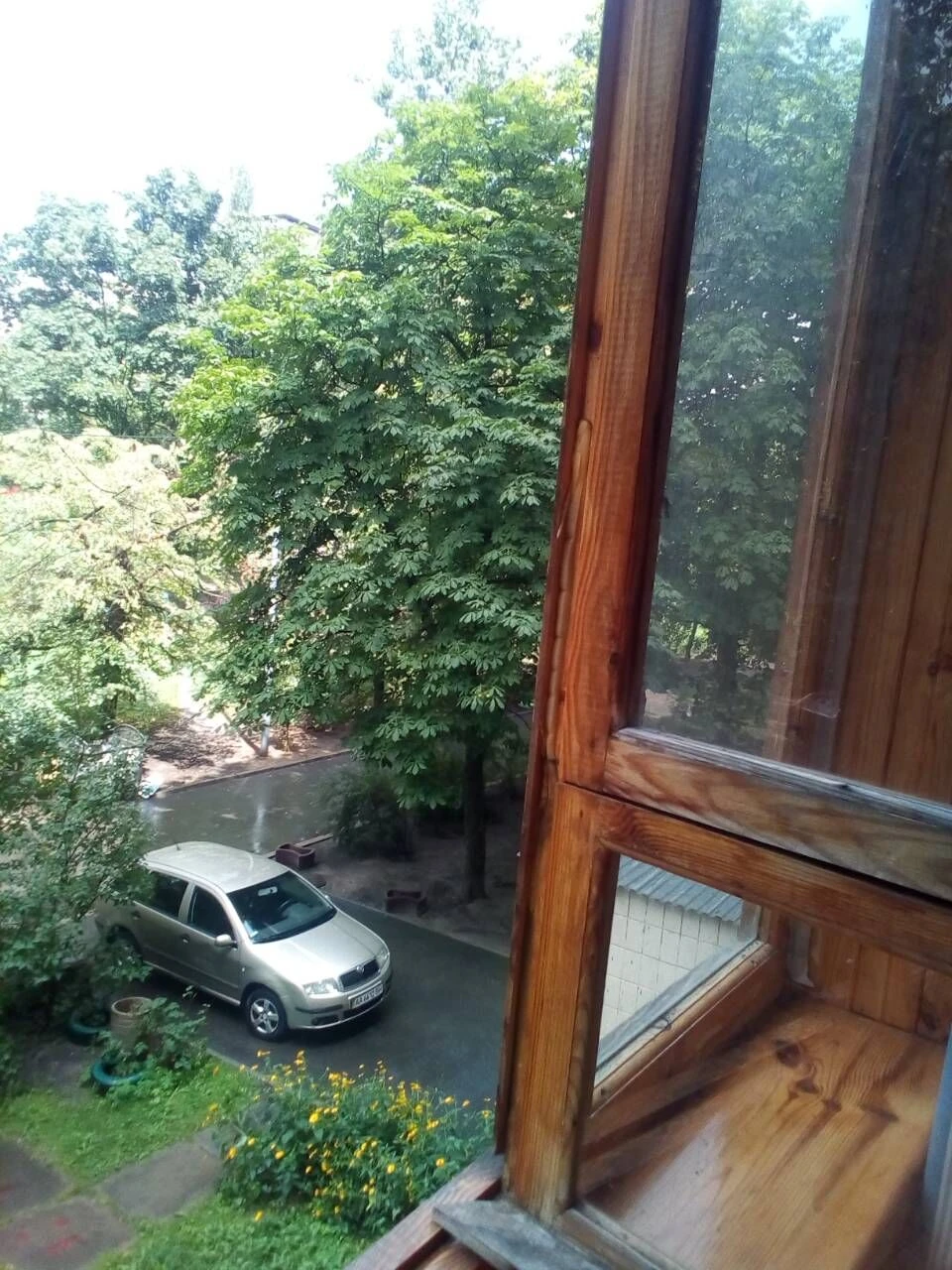 Без комиссии своя 3-комнатная квартира в 500 м. от Метро Лев
