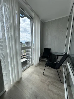 Аренда 2-комнатной квартиры 75.6 м², Александра Олеся ул., 1